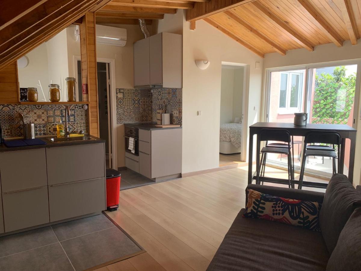 Apartment2 With Terrace And A View Near Amoreiras Lisbona Esterno foto