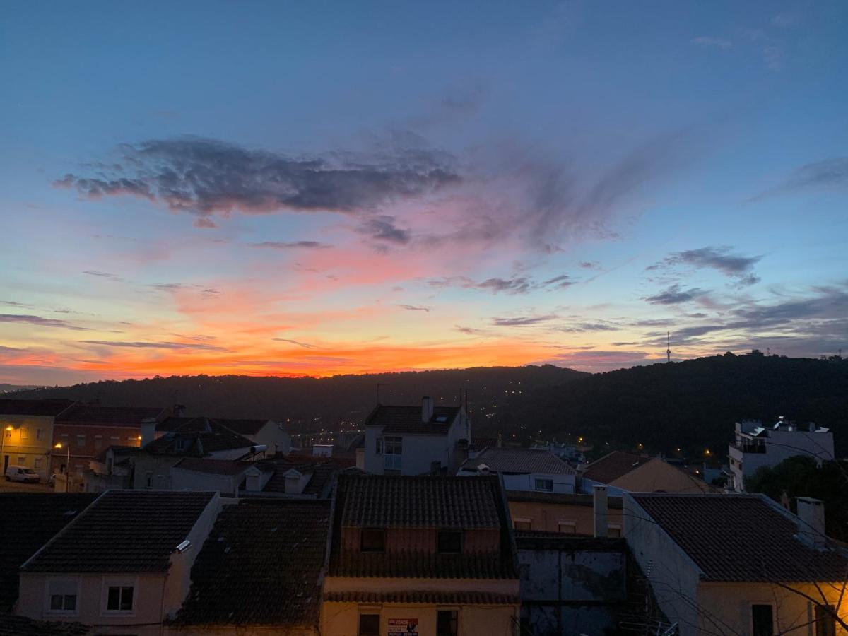 Apartment2 With Terrace And A View Near Amoreiras Lisbona Esterno foto