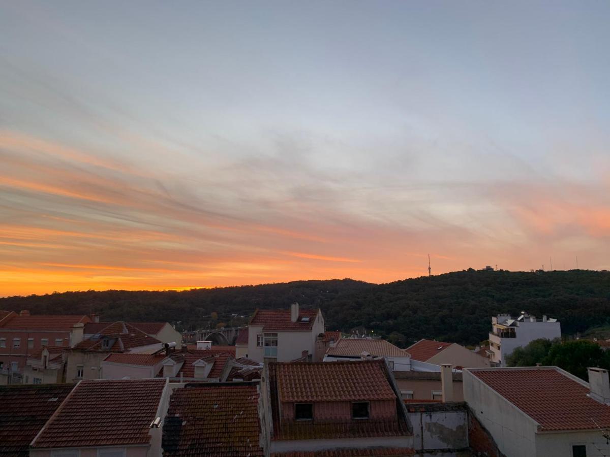 Apartment2 With Terrace And A View Near Amoreiras Lisbona Esterno foto