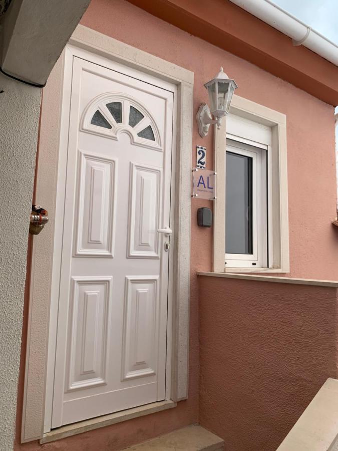 Apartment2 With Terrace And A View Near Amoreiras Lisbona Esterno foto