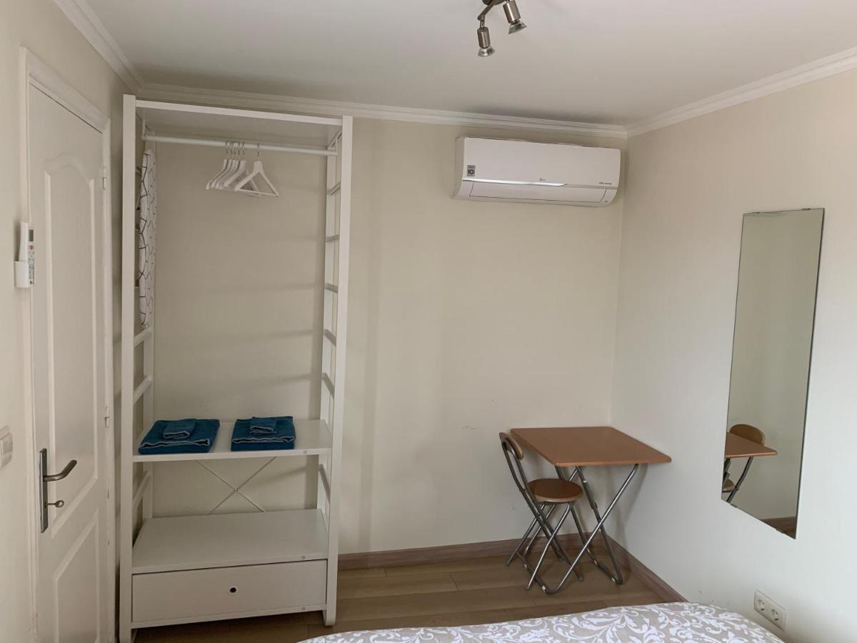 Apartment2 With Terrace And A View Near Amoreiras Lisbona Esterno foto